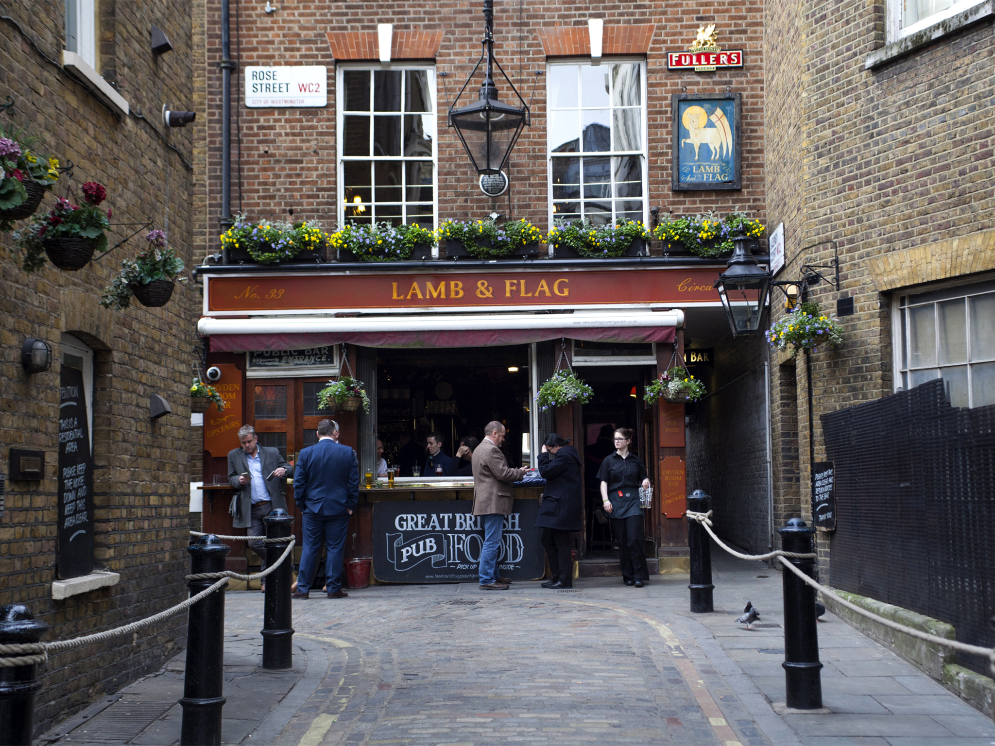 10 Best And Most Historic English Pubs In London In 2023 10 Best And Most Historic English Pubs In London In 2023