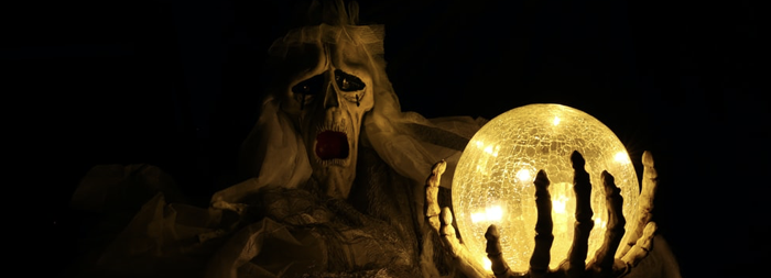 10 Trashy Horror Movies With More Skin Than Scares 10 Trashy Horror Movies With More Skin Than Scares