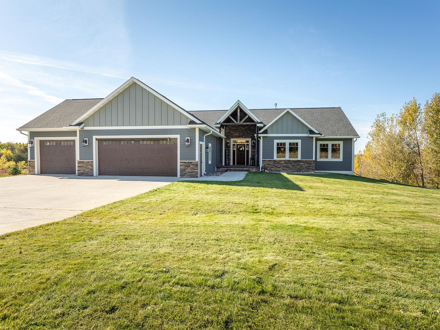 250 La Grand Ln Nw Alexandria Mn 56308 Realtor Com 250 La Grand Ln Nw Alexandria Mn 56308 Realtor Com