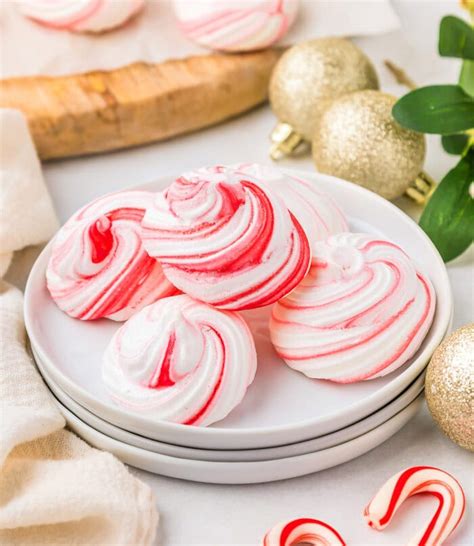 Peppermint Cloud Cookies: A Festive Treat Peppermint Cloud Cookies: A Festive Treat