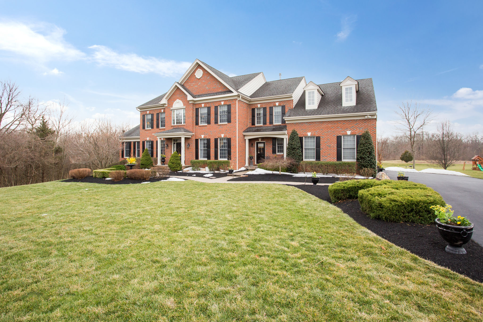 Explore Ambler's Charm: A Vibrant Neighborhood Explore Ambler's Charm: A Vibrant Neighborhood