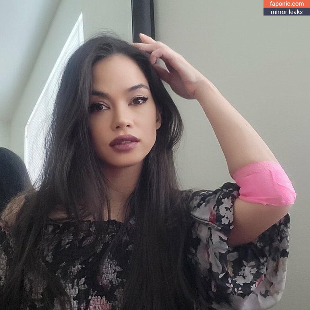 Angelina Moon Pervmom