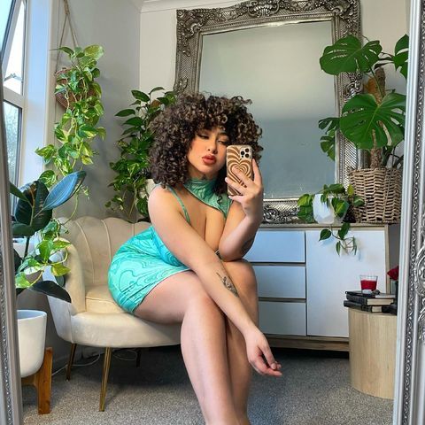 Ashley Emiko Stunning Curve Fashion Model Instagram Celebrity Wiki Ashley Emiko Stunning Curve Fashion Model Instagram Celebrity Wiki