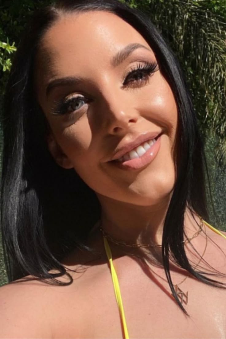 Australian Porn Star Angela White Shares Bizarre Requests From Fans Australian Porn Star Angela White Shares Bizarre Requests From Fans
