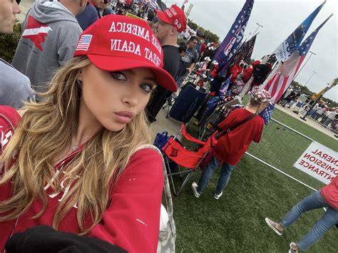Ava Louise Onlyfans Model Flashes Trump At His Long Island Rally