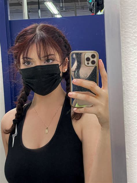 Belinda Nohemy Mega Leaks Forotrolls Off Topic Forum