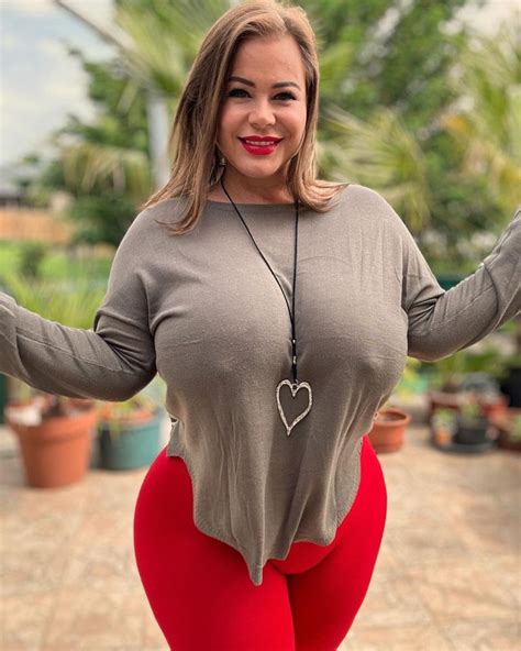 Bella Bodhi Inspire People To Love Their Bodies Onlyfans Bella Bodhi Inspire People To Love Their Bodies Onlyfans