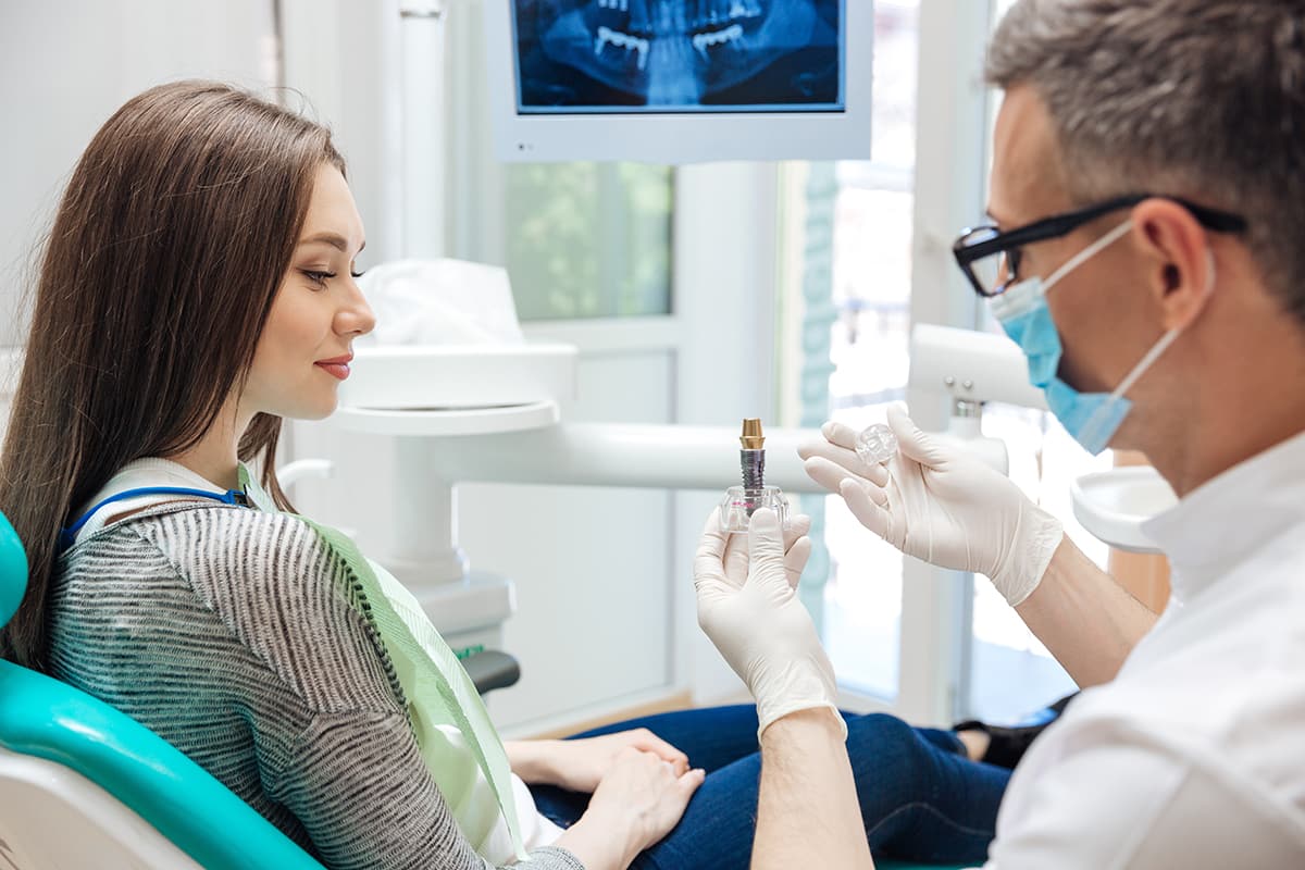 Best Dentists For Implants Near Me