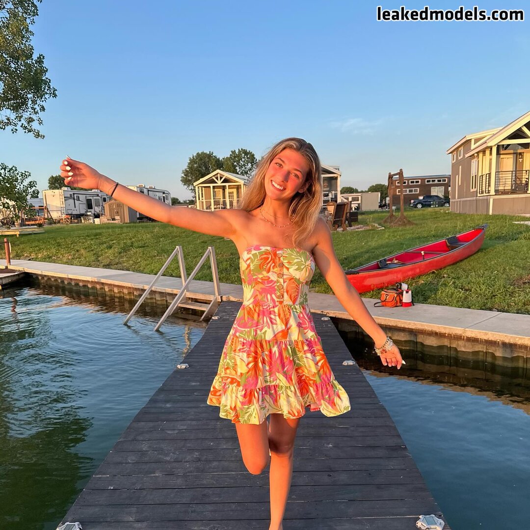 Bethany Moore Leaked Onlyfans