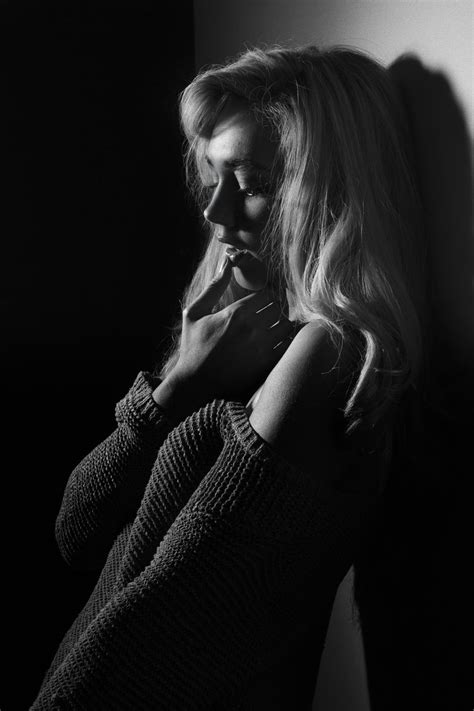 Black And White Erotic Pics