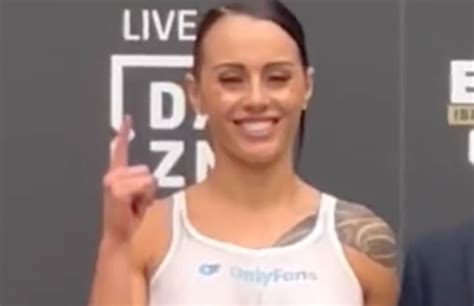 Boxer Cherneka Sugar Neekz Johnson Break The Internet While In Body