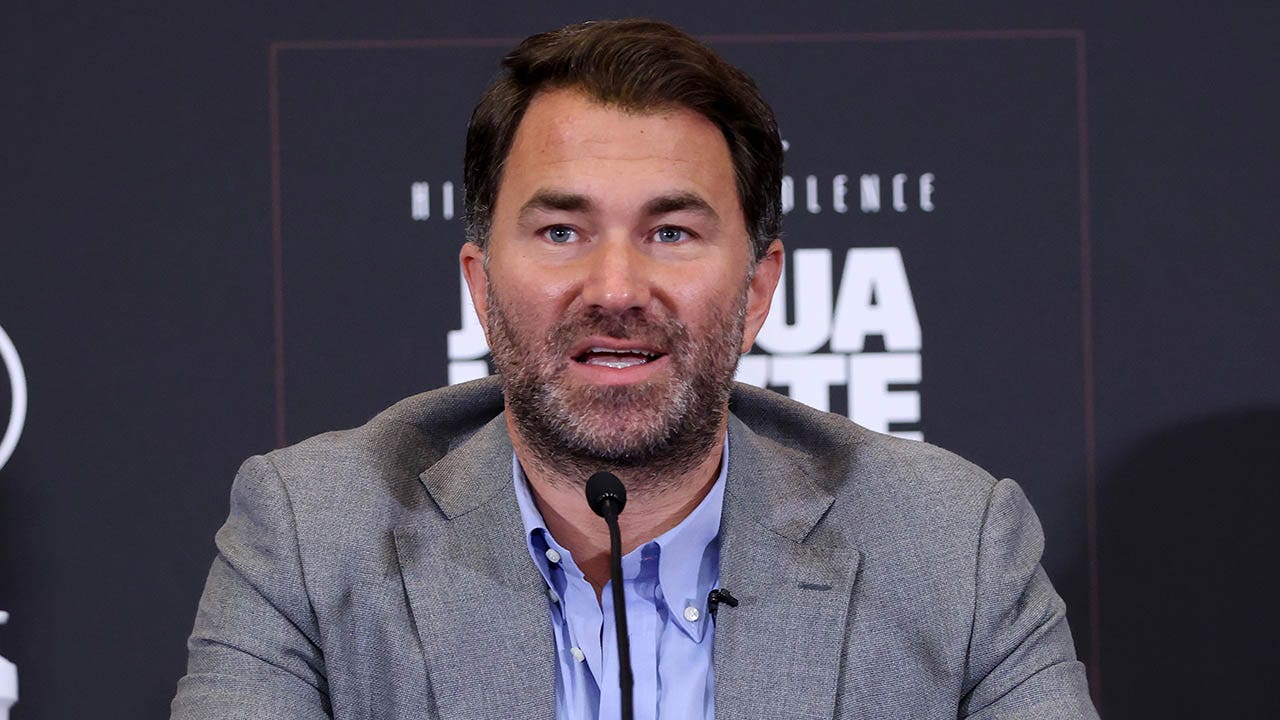 Boxing Boob Flash Eddie Hearn Rips Daniella Hemsley S Celebration Boxing Boob Flash Eddie Hearn Rips Daniella Hemsley S Celebration