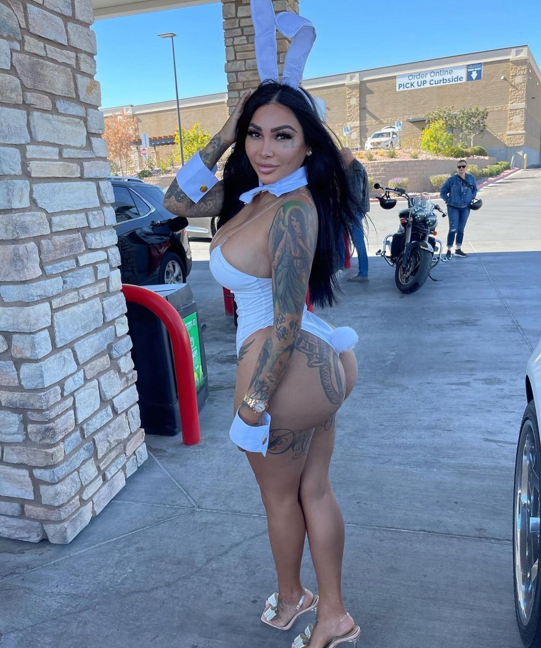 Brittanya Razavi On Instagram Made A Yummy 310Shake To Do This Body Brittanya Razavi On Instagram Made A Yummy 310Shake To Do This Body