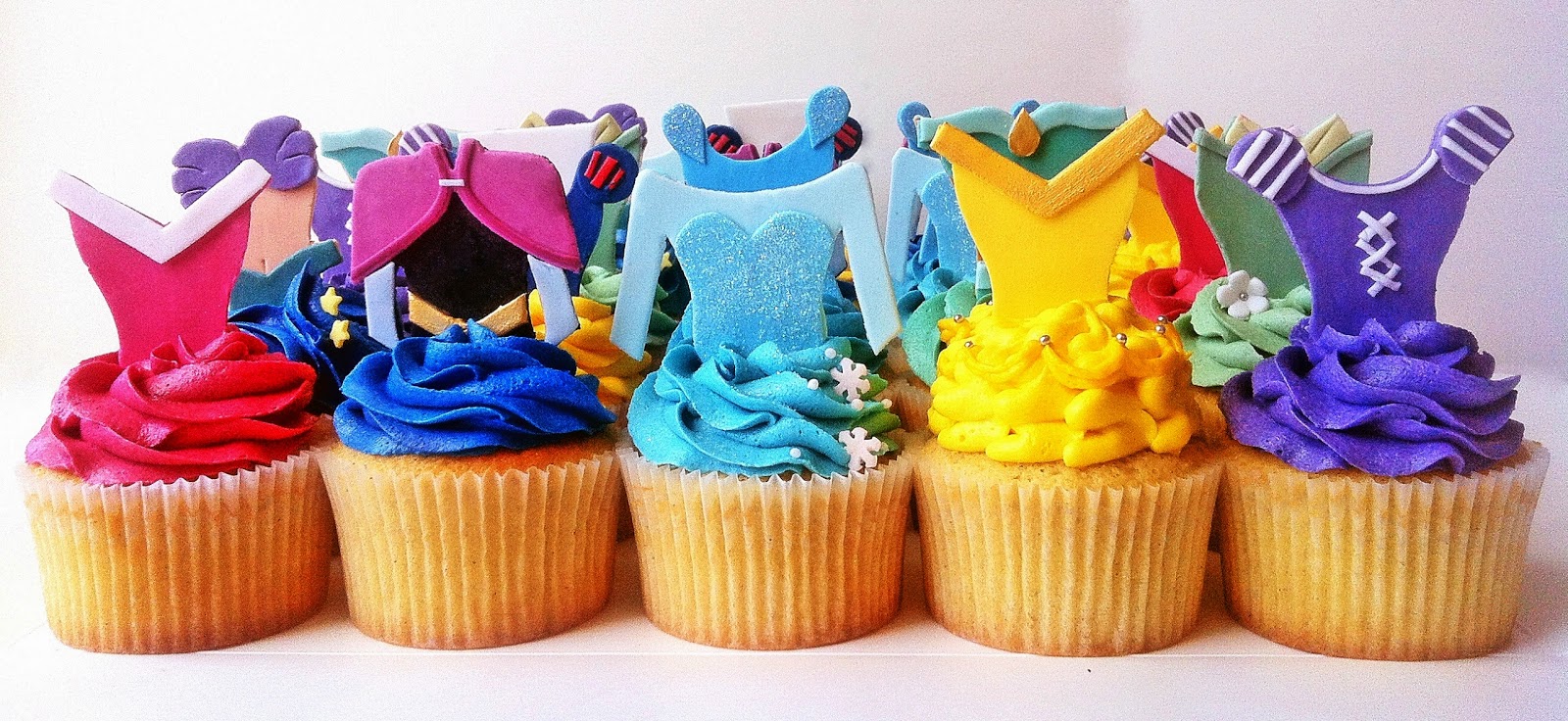 5 Easy Ways to Bake Disney Princess Cupcakes 5 Easy Ways to Bake Disney Princess Cupcakes