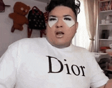 Dior Gifs Tenor Dior Gifs Tenor