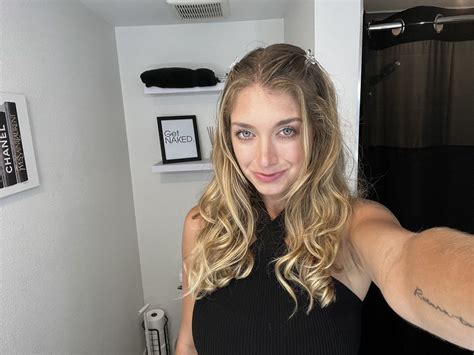 Emily Rainey Onlyfans Leaked