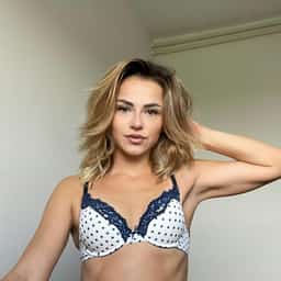 Emmabaily Leaked Onlyfans