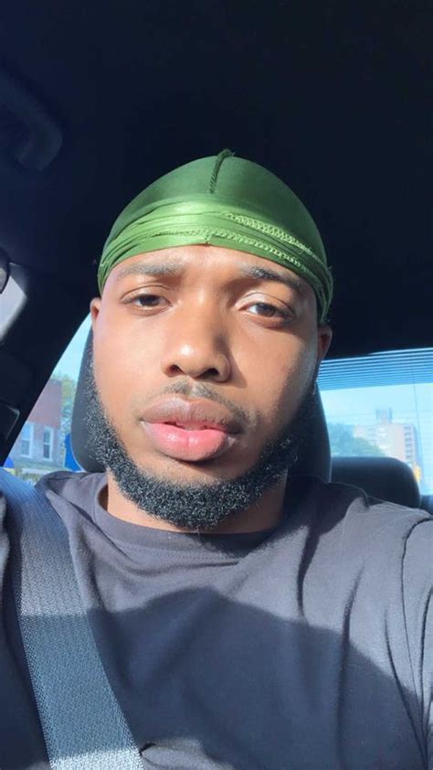 Emmanuel Lustin Onlyfans Feb 22 2025 Young Girl Flashed Her Vulva Online