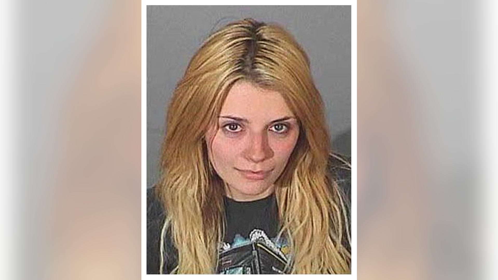 Enjoy Mischa Barton S Sexiest Pictures Throughout The Years Team Celeb Enjoy Mischa Barton S Sexiest Pictures Throughout The Years Team Celeb