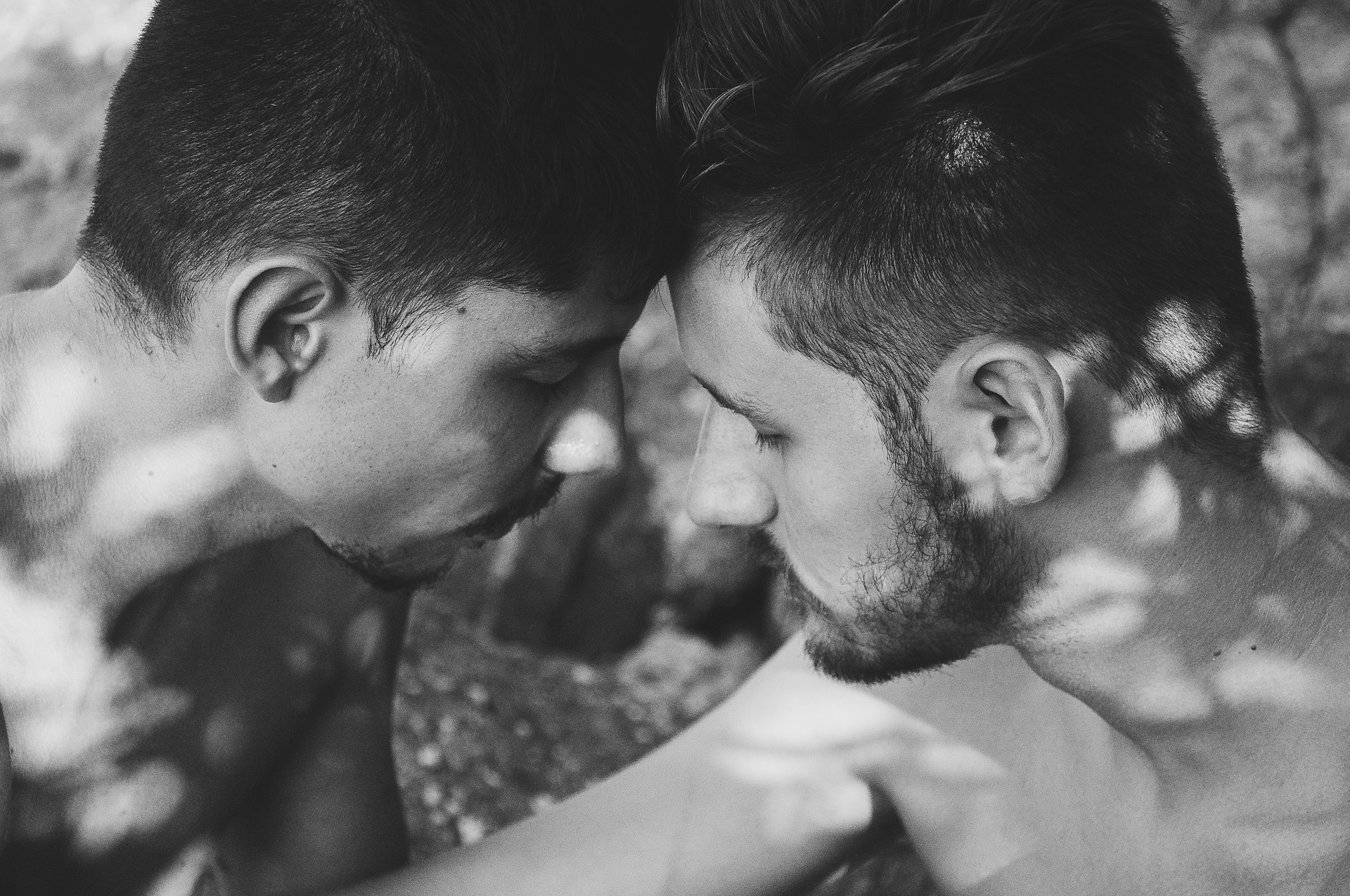 3 Hot Tips For Gay Coach Fantasies