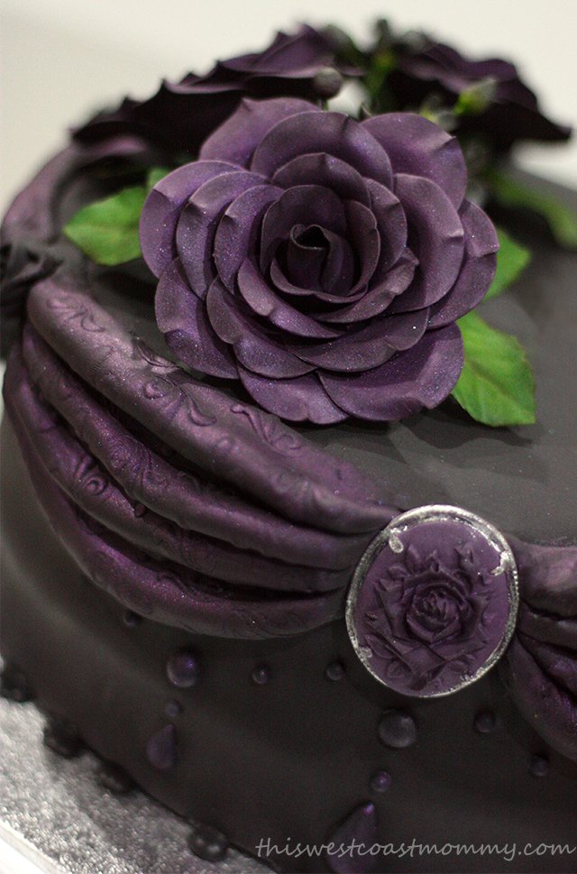 Black Magic: 5 Gothic Cake Ideas