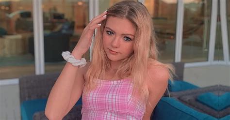 Hailey Sigmond Bio Facts Age Family Life Hailey Sigmond Bio Facts Age Family Life