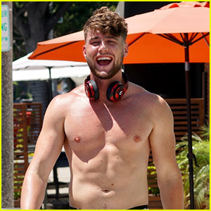 Harry Jowsey Reveals The Weird Requests He Gets From Onlyfans Harry Jowsey Reveals The Weird Requests He Gets From Onlyfans