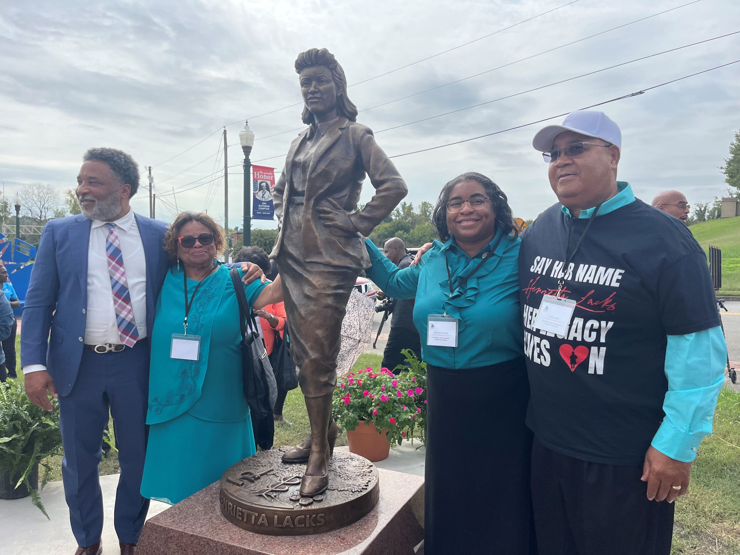 Henrietta Lacks Mother Of Modern Medicine Statue Unveiled In Her Henrietta Lacks Mother Of Modern Medicine Statue Unveiled In Her