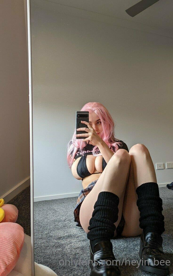Heyimbee Nude Onlyfans Leak