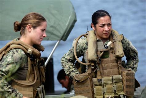 How Many Navy Seals Are Women
