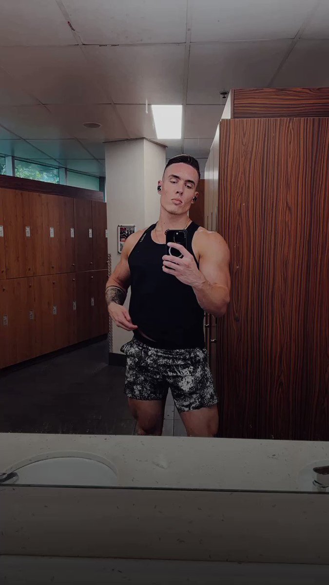 Unveiling the Gay Aussie Experience
