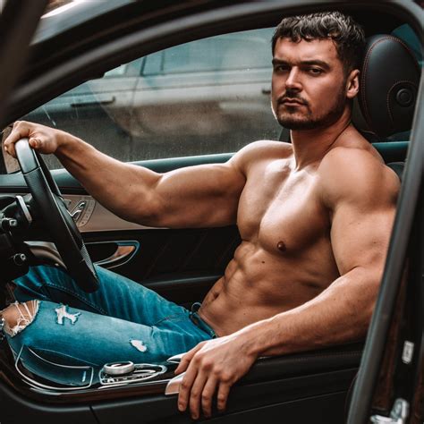 Josh Watson's Nude Revelation: Unveiled