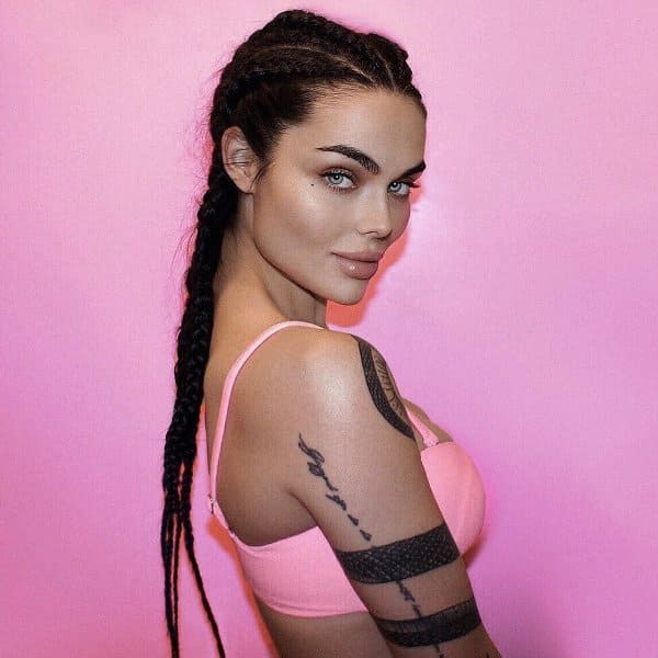 Kamila Smogulecka Zusje Bio Wiki Age Height Boyfriend Net Worth Kamila Smogulecka Zusje Bio Wiki Age Height Boyfriend Net Worth