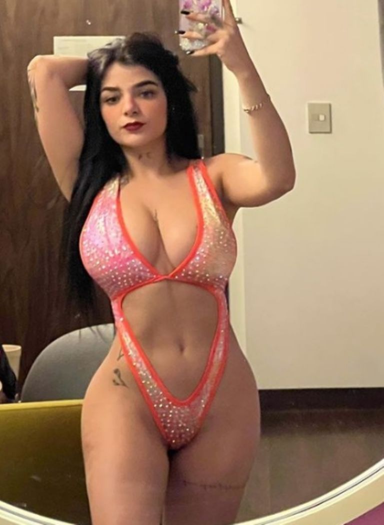 Karely Ruiz 5 Bikinis Estilo Barbie Con Los Que La Estrella De Karely Ruiz 5 Bikinis Estilo Barbie Con Los Que La Estrella De