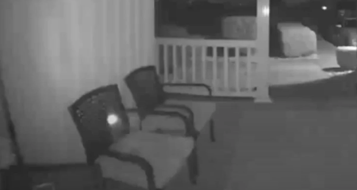 Kentucky Couple See Ghostly Orbs And Hears Voice On Security Cam Kentucky Couple See Ghostly Orbs And Hears Voice On Security Cam