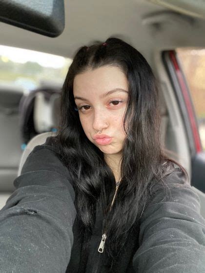 Lenaishereeee Onlyfans Leaked