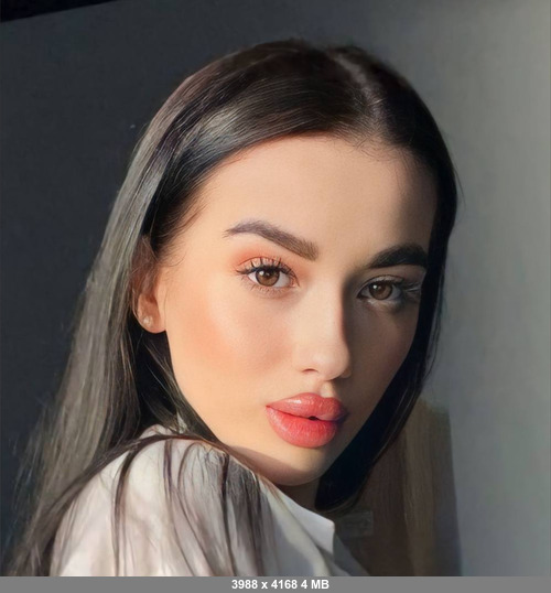 Lilly James: An OnlyFans Sensation.