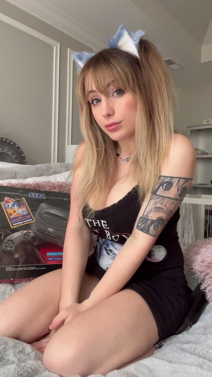 Liz Katz On Twitter Working On My Venom Impression Needs More Tom Liz Katz On Twitter Working On My Venom Impression Needs More Tom