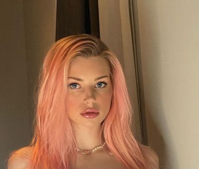 The Fapello Effect: Lottie Moss Edition