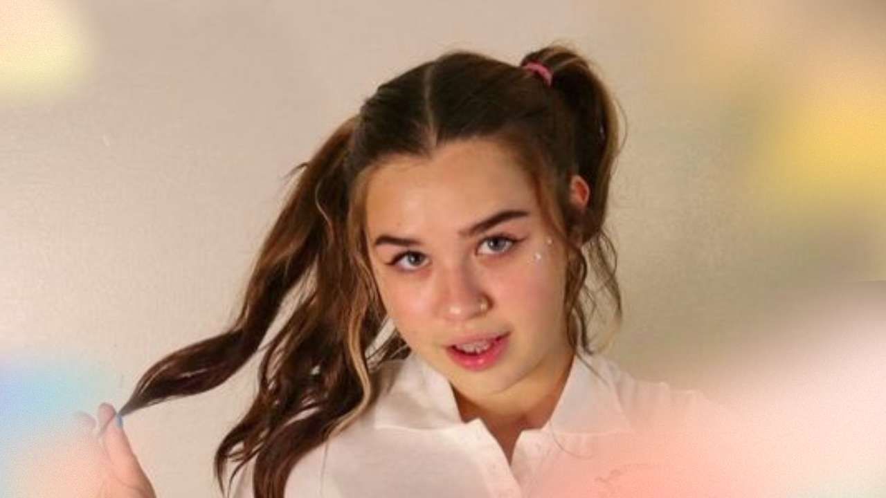 Maddie May Fapello