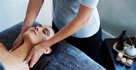 Male Massage Therapists Near Me