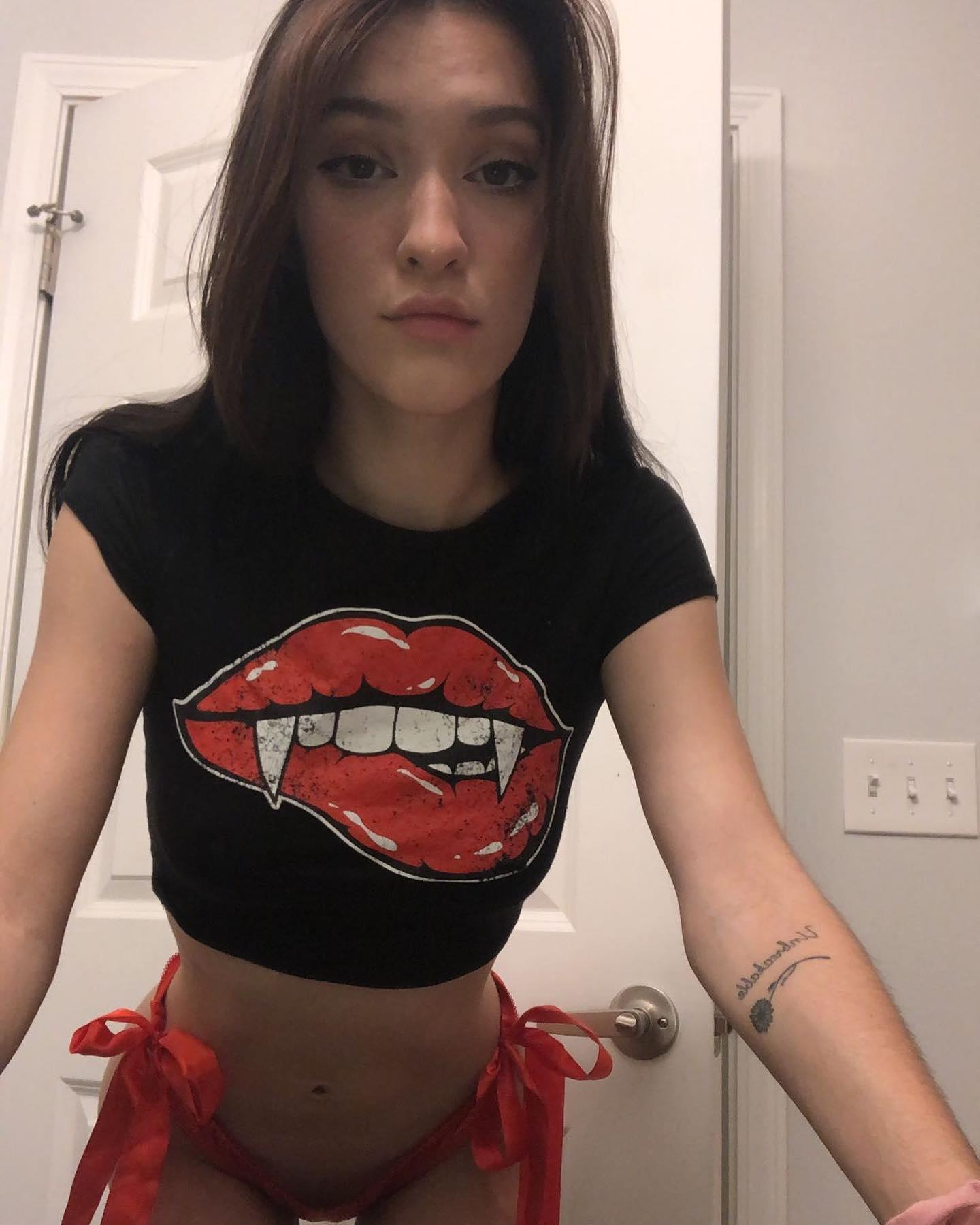 Mika Mae Onlyfans Leaks