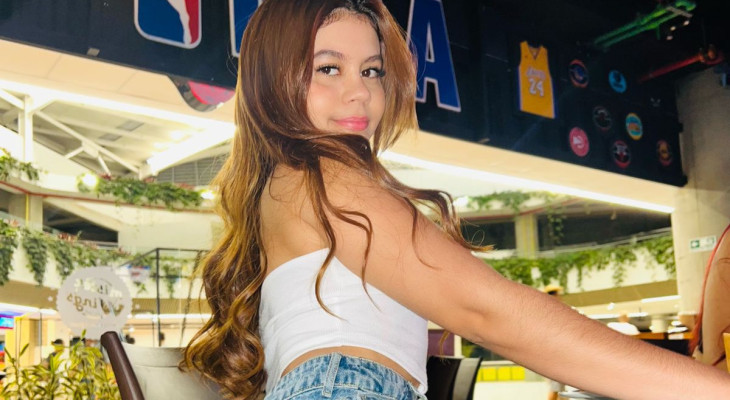 Model And Social Media Star Kelly Apraez Aptly Perfectly Sums Up What Model And Social Media Star Kelly Apraez Aptly Perfectly Sums Up What