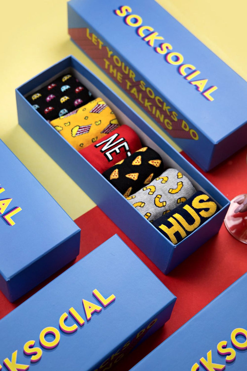 Movie Night In Gift Box For 4 People Contains Everything You Need For