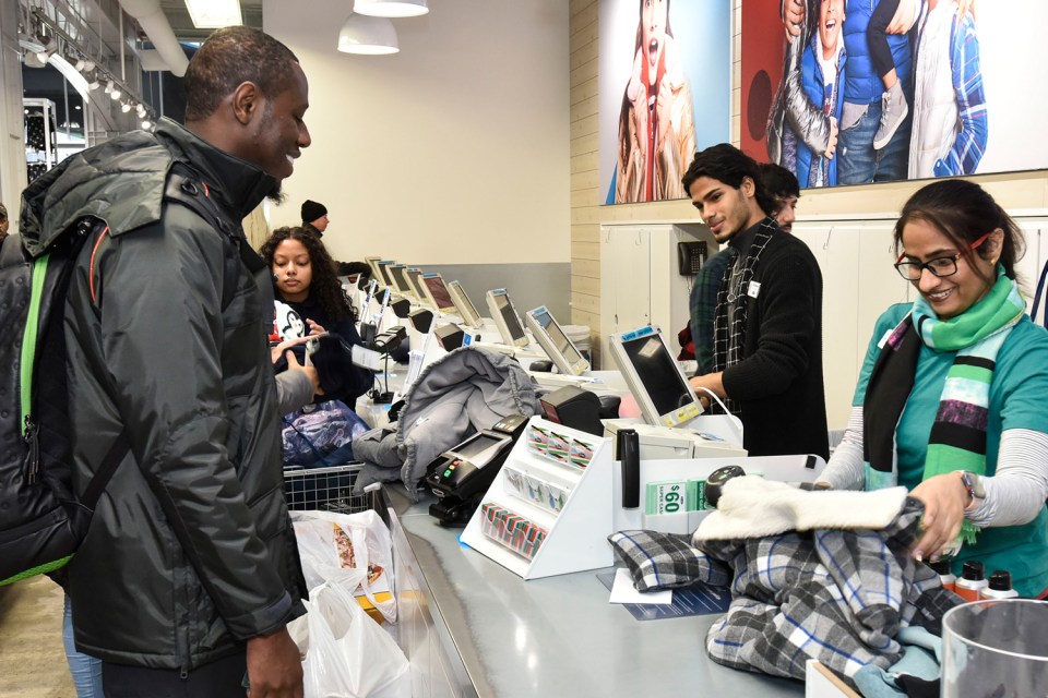 Old Navy Thanksgiving Hours