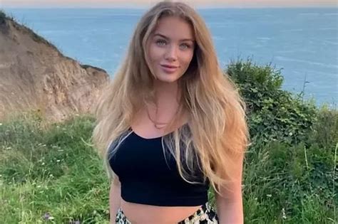 Onlyfans Creator Who Earns 10K A Month Donated First Paycheck To Food Onlyfans Creator Who Earns 10K A Month Donated First Paycheck To Food