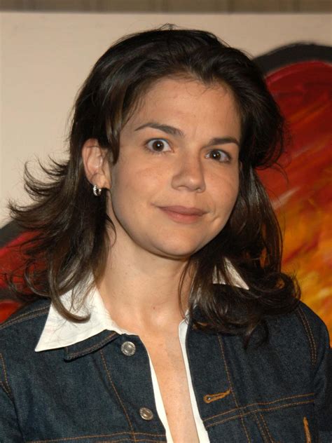 Paula Cale