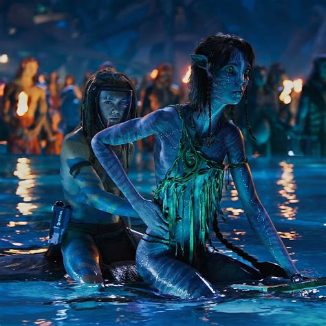 Sigourney Weaver And Jack Champion As Kiri And Spider In Avatar The Sigourney Weaver And Jack Champion As Kiri And Spider In Avatar The