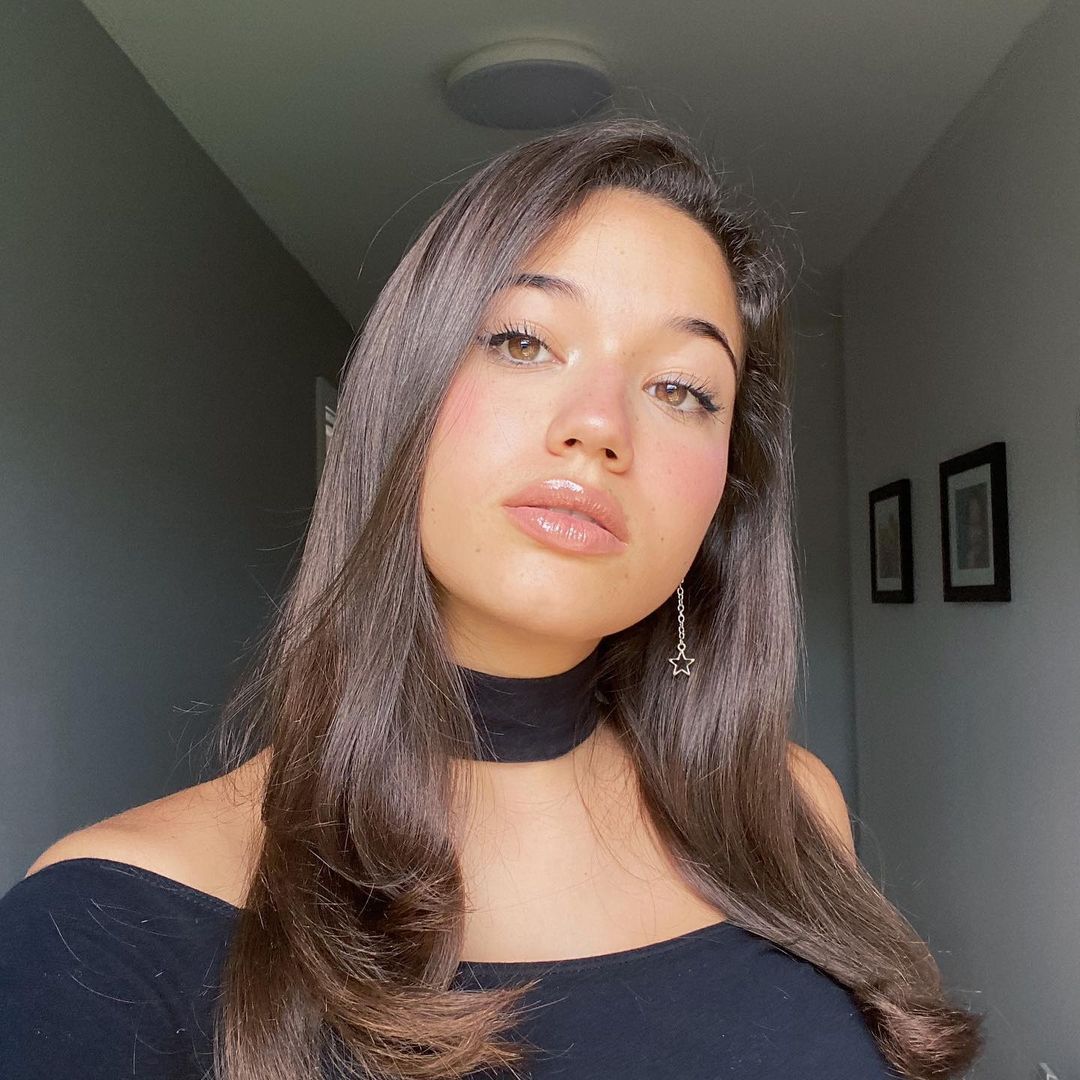 Sofia Gomez Scrolller Sofia Gomez Scrolller