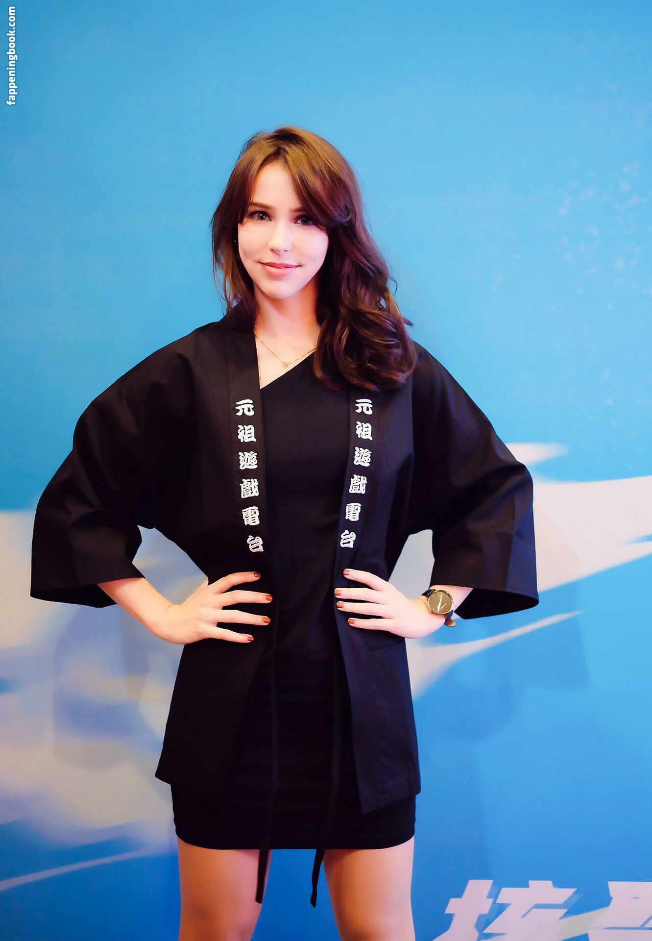 Stefanie Joosten's Alluring Beauty Secrets